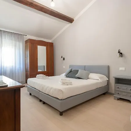 Santo Spirito Venti 3* Florenz